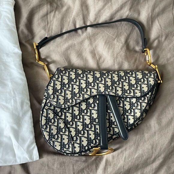DIOR MONOGRAM SADDLE BAG - Picture 6 of 8
